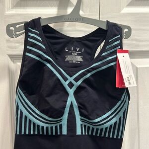 New with tags Livi sports bra with wicking